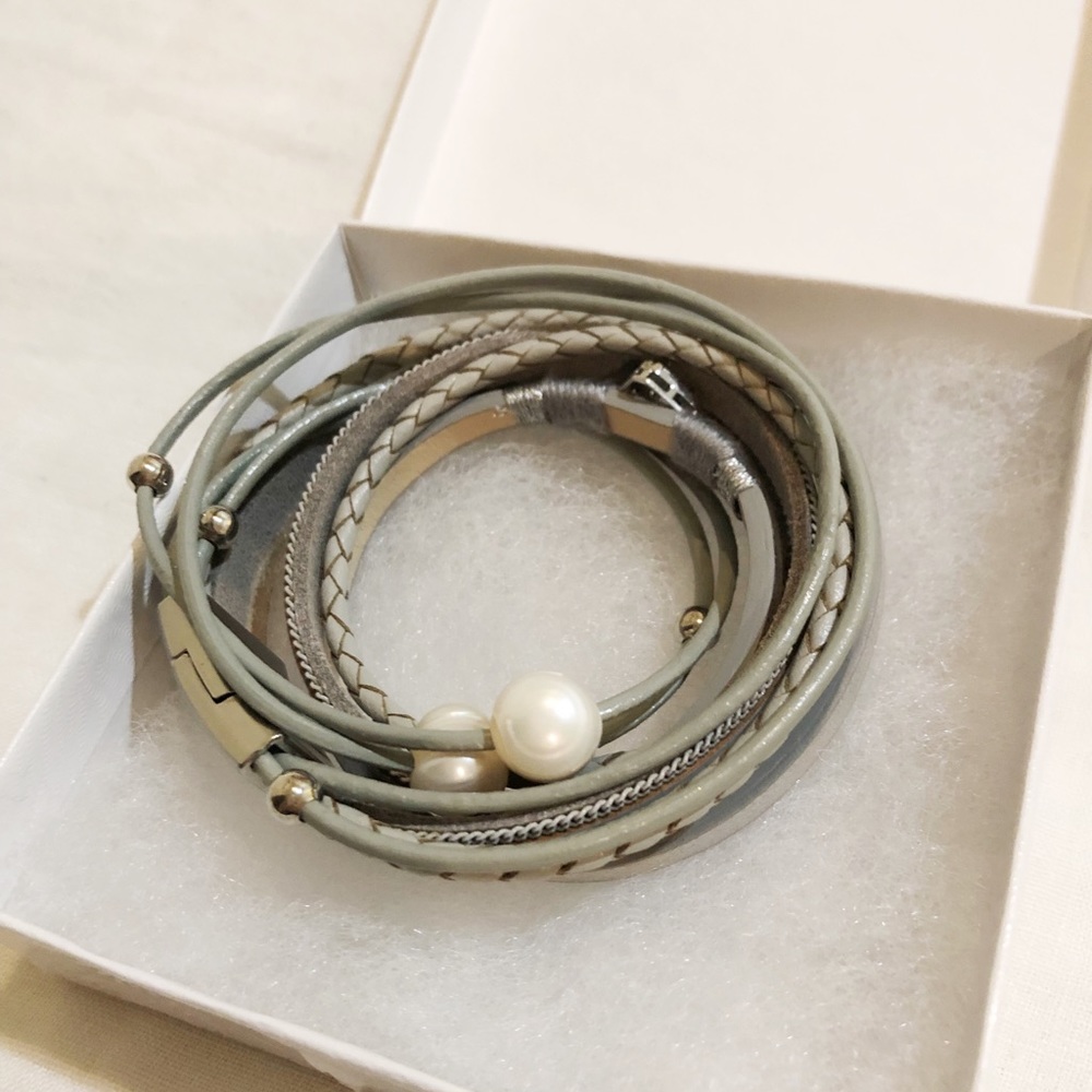 🌟 Layered Wrap Bracelet, NWOT